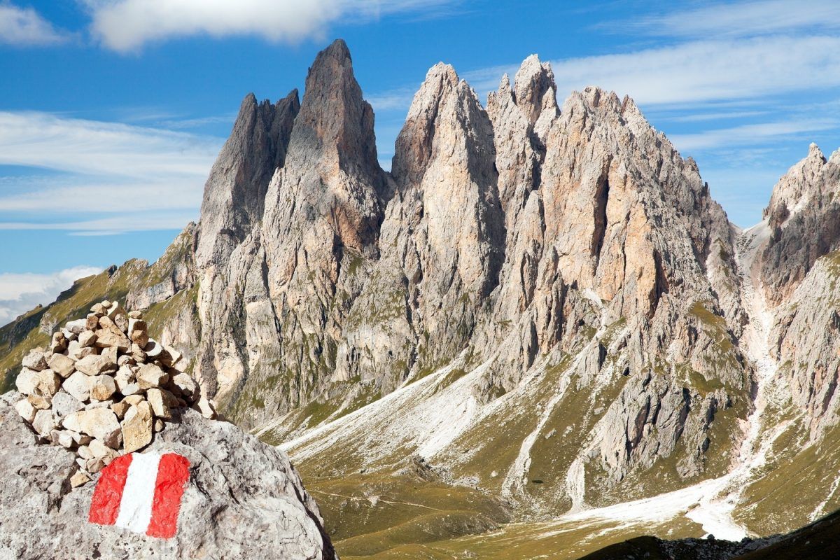 Trekking Alta Via 2 Dolomitas senderismo dolomitas alpes italianos viaje verano