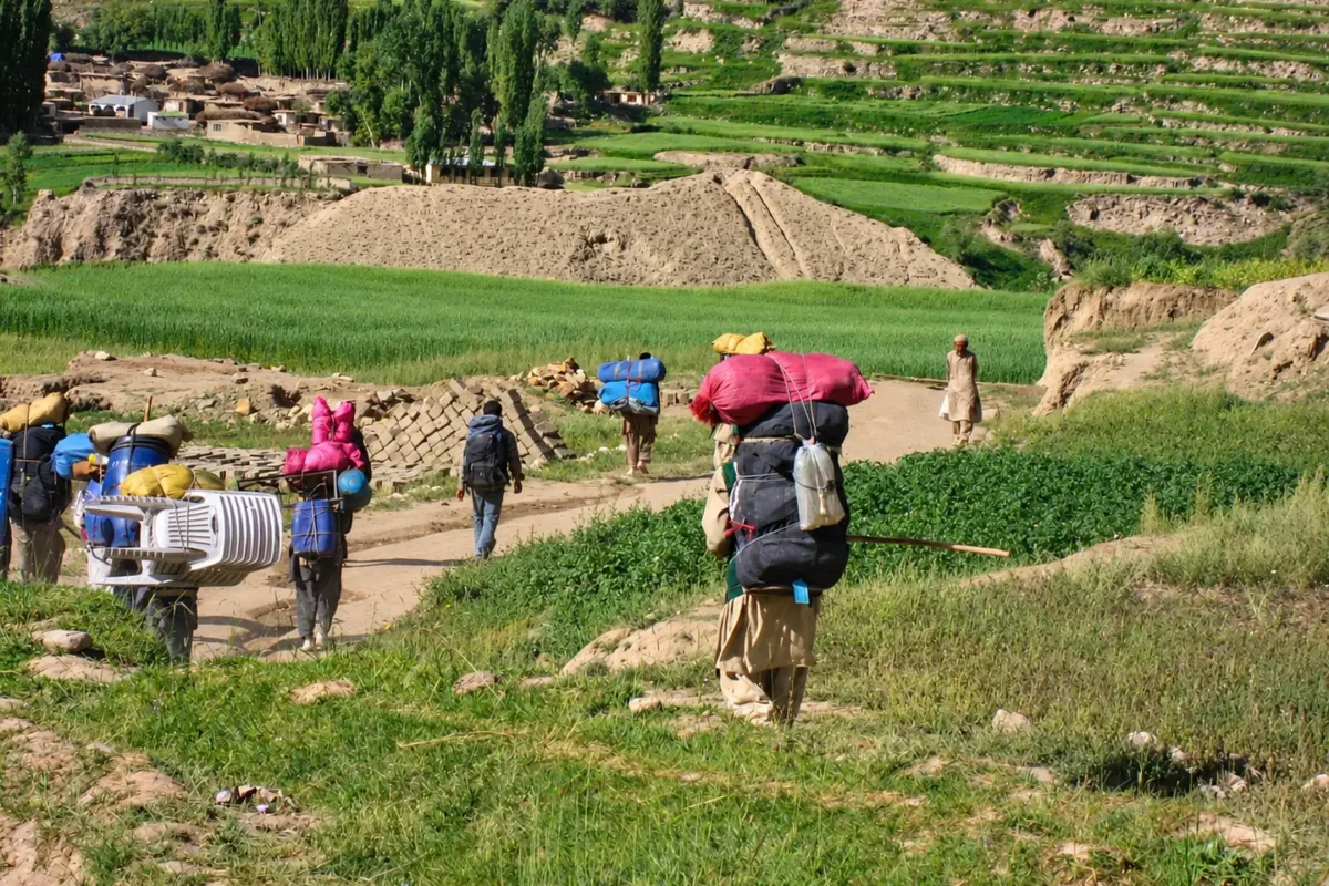 06-pakistan-porteadores-campos-askoli-baltistan-1440x960