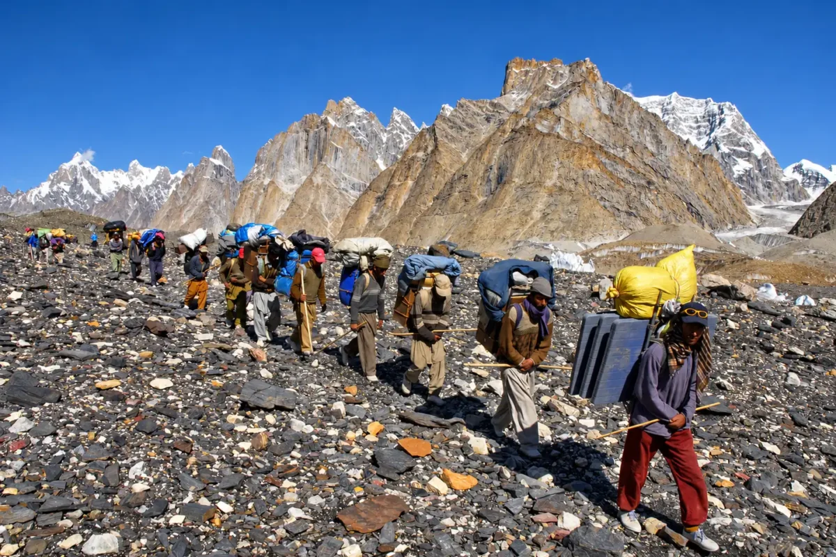 07-pakistan-equipo-trekking-camino-concordia-1440x960