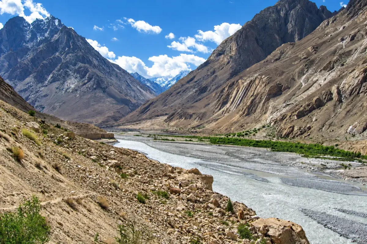24-pakistan-valle-korofong-jhola-1440x960